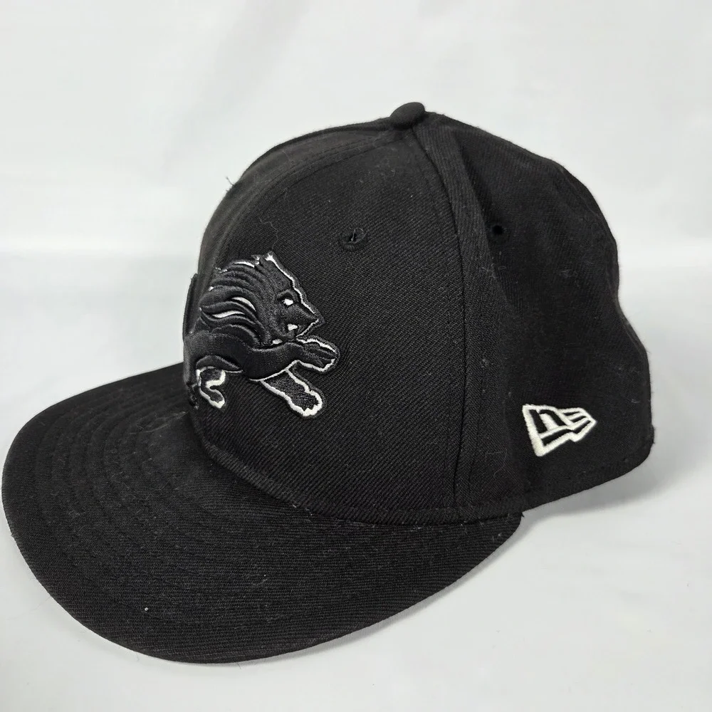 New Era Detroit Lions 59FIFTY Fitted Hat Blackout NFL Size 7 1/8